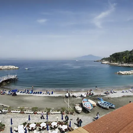 Baia Di Puolo Hotel Massa Lubrense