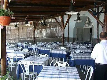 Baia Di Puolo Hotel 3*
