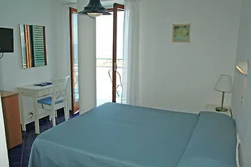 Baia Di Puolo Massa Lubrense