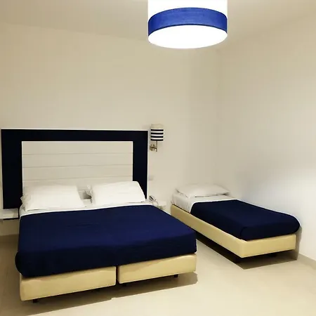 Hotel Baia Di Puolo