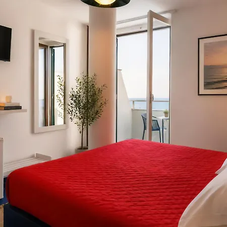 Baia Di Puolo Hotel