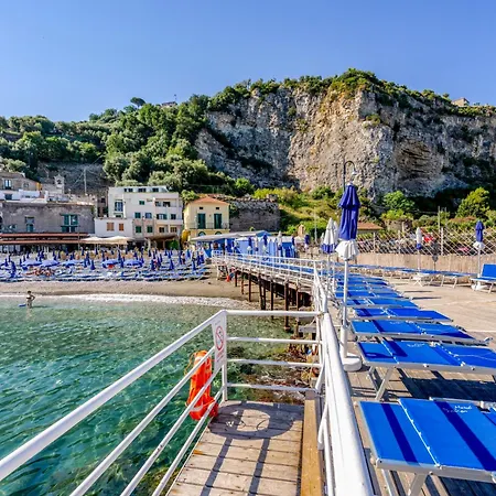 Baia Di Puolo