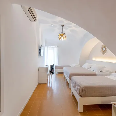 Hotel Baia Di Puolo