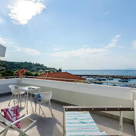 Baia Di Puolo 3*