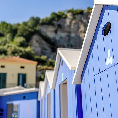 Baia Di Puolo Massa Lubrense